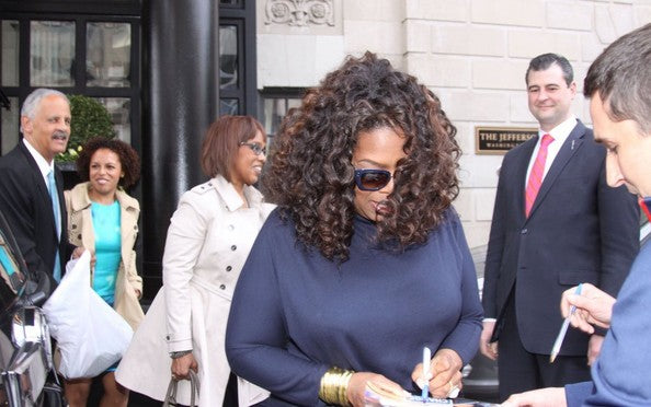 Left Handed Celebrities | Oprah Winfrey