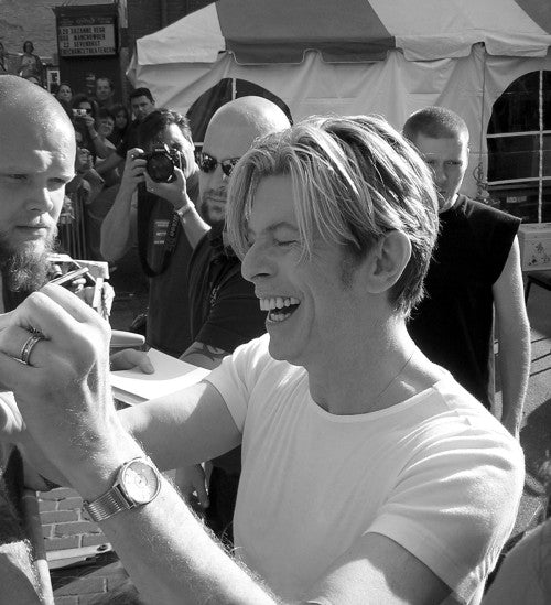 Left Handed Celebrities | David Bowie