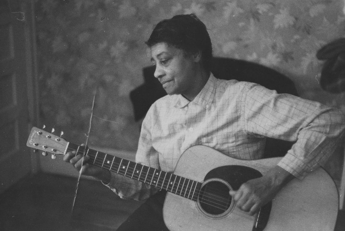 Left-Handed Guitarist Elizabeth "Libba" Cotten