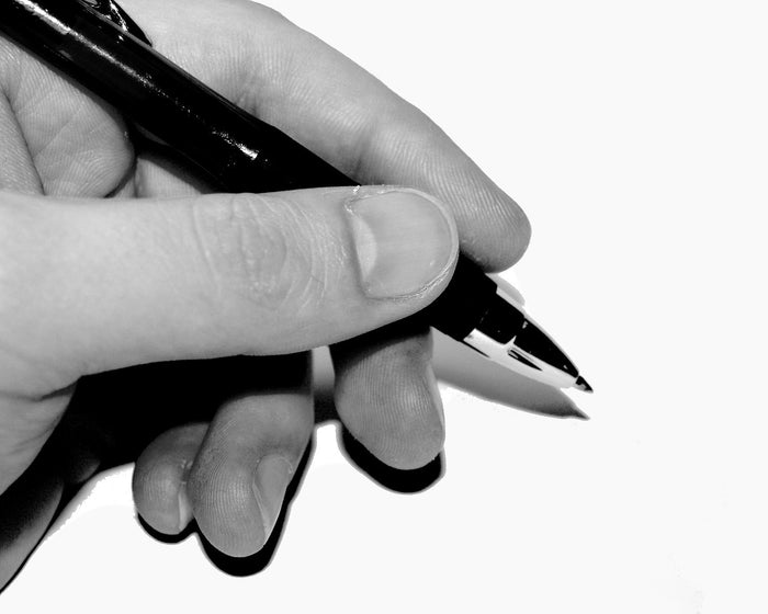 Things Left Handed People Do Differently