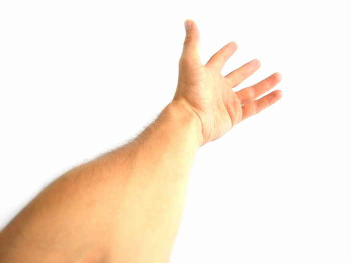 What Does it Mean When Your Left Hand Itches?