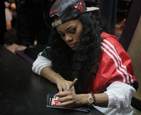 Left Handed Celebrities | Teyana Taylor